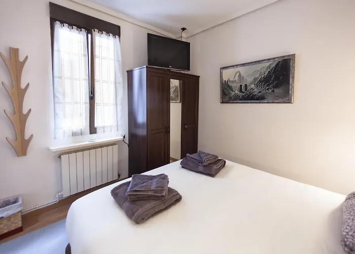 Проживание в семье Cosy - Guggen º Parking Free *